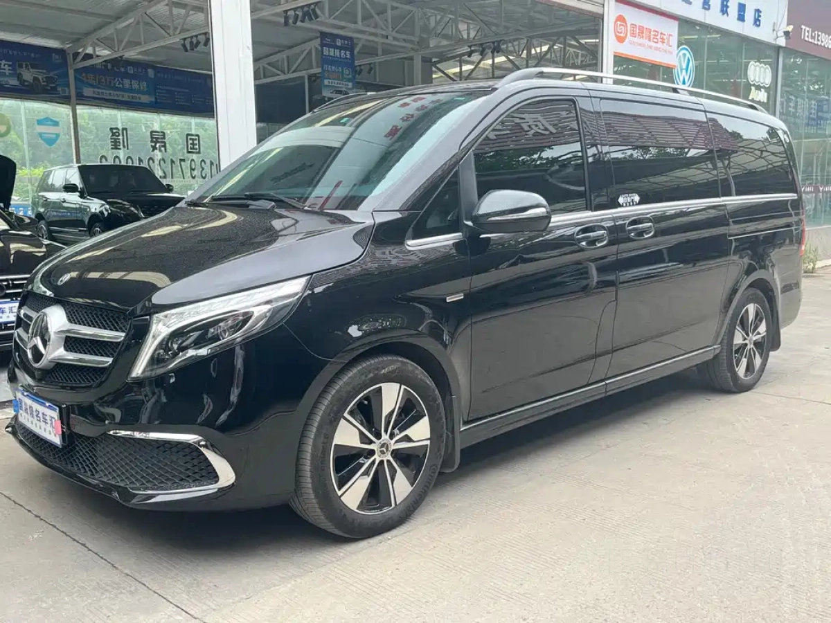 MERCEDES BENZ V-CLASS  2022