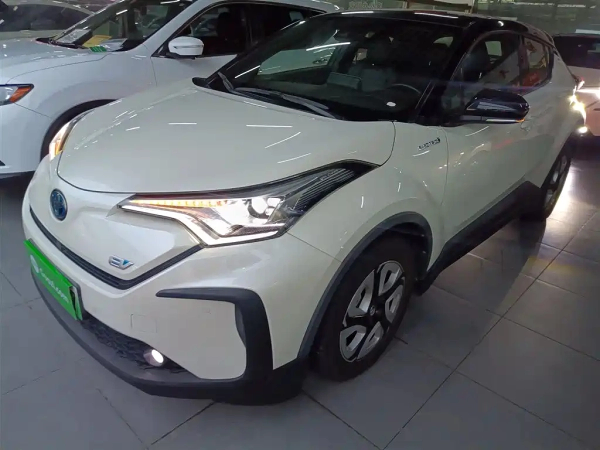 TOYOTA C-HR EV