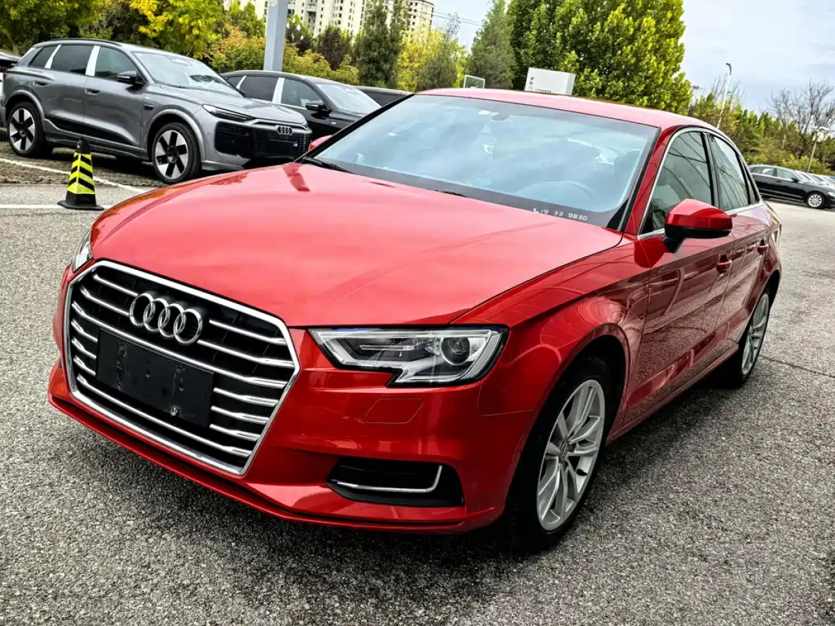 AUDI A3  2019