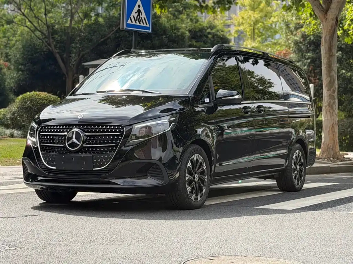 MERCEDES BENZ V-CLASS  2025