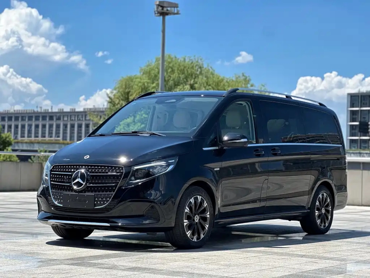 MERCEDES BENZ V-CLASS  2025