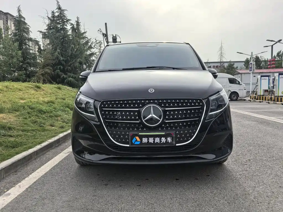 MERCEDES BENZ V-CLASS