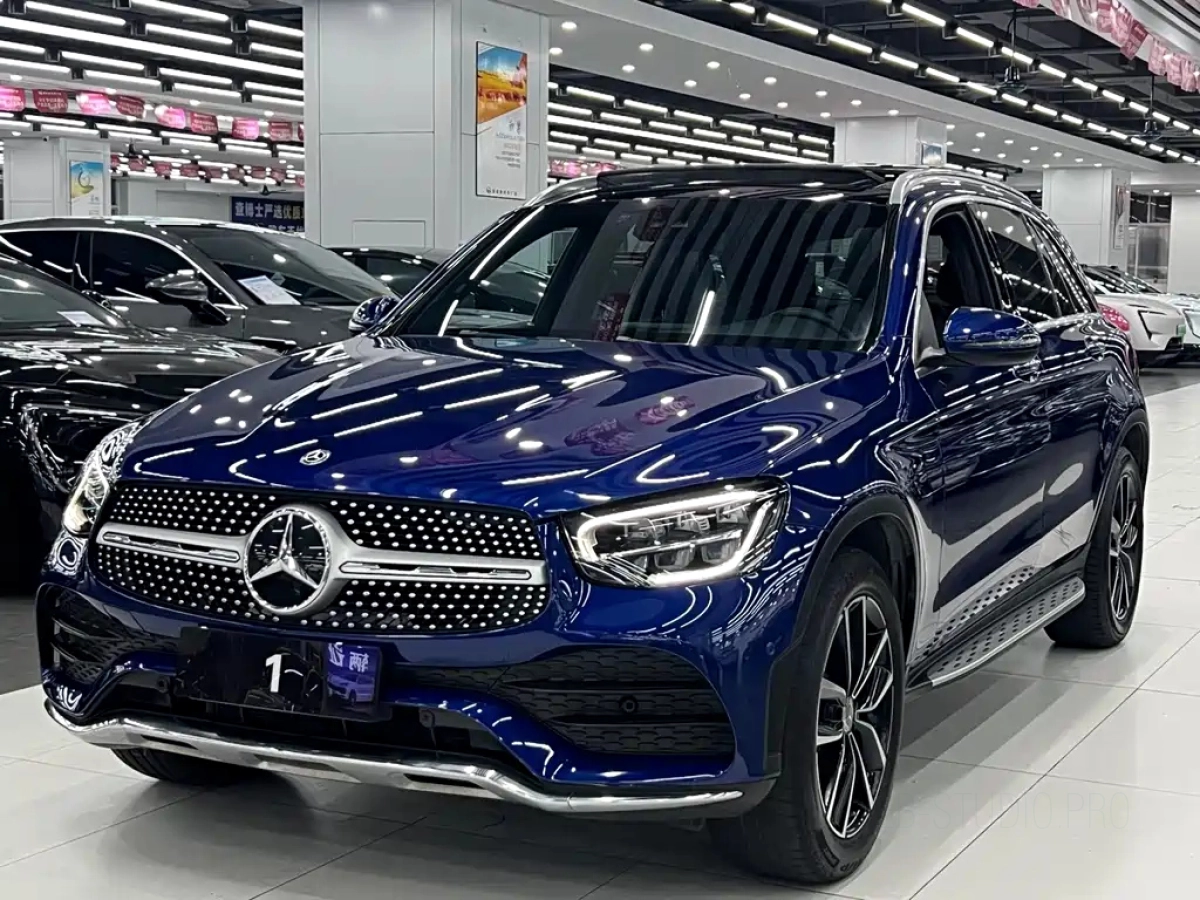 MERCEDES BENZ GLC