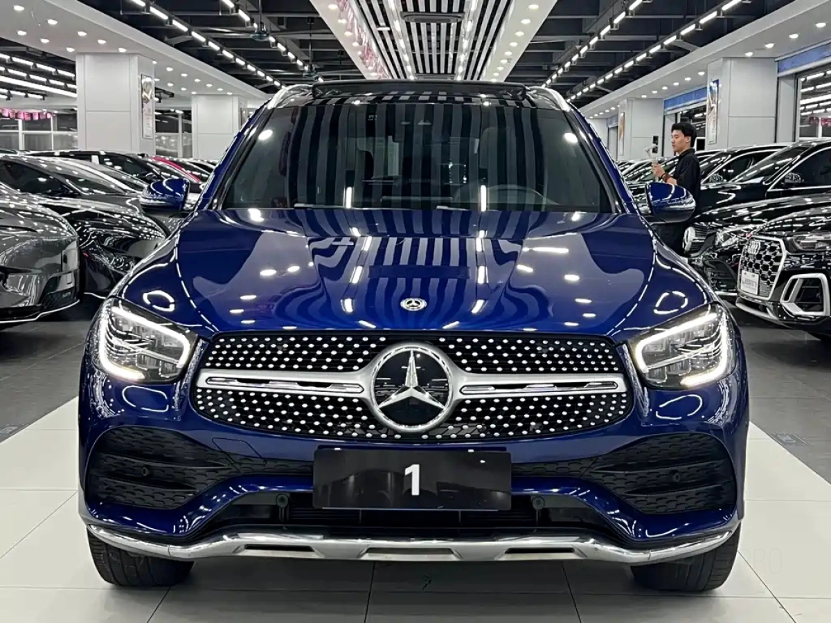 MERCEDES BENZ GLC
