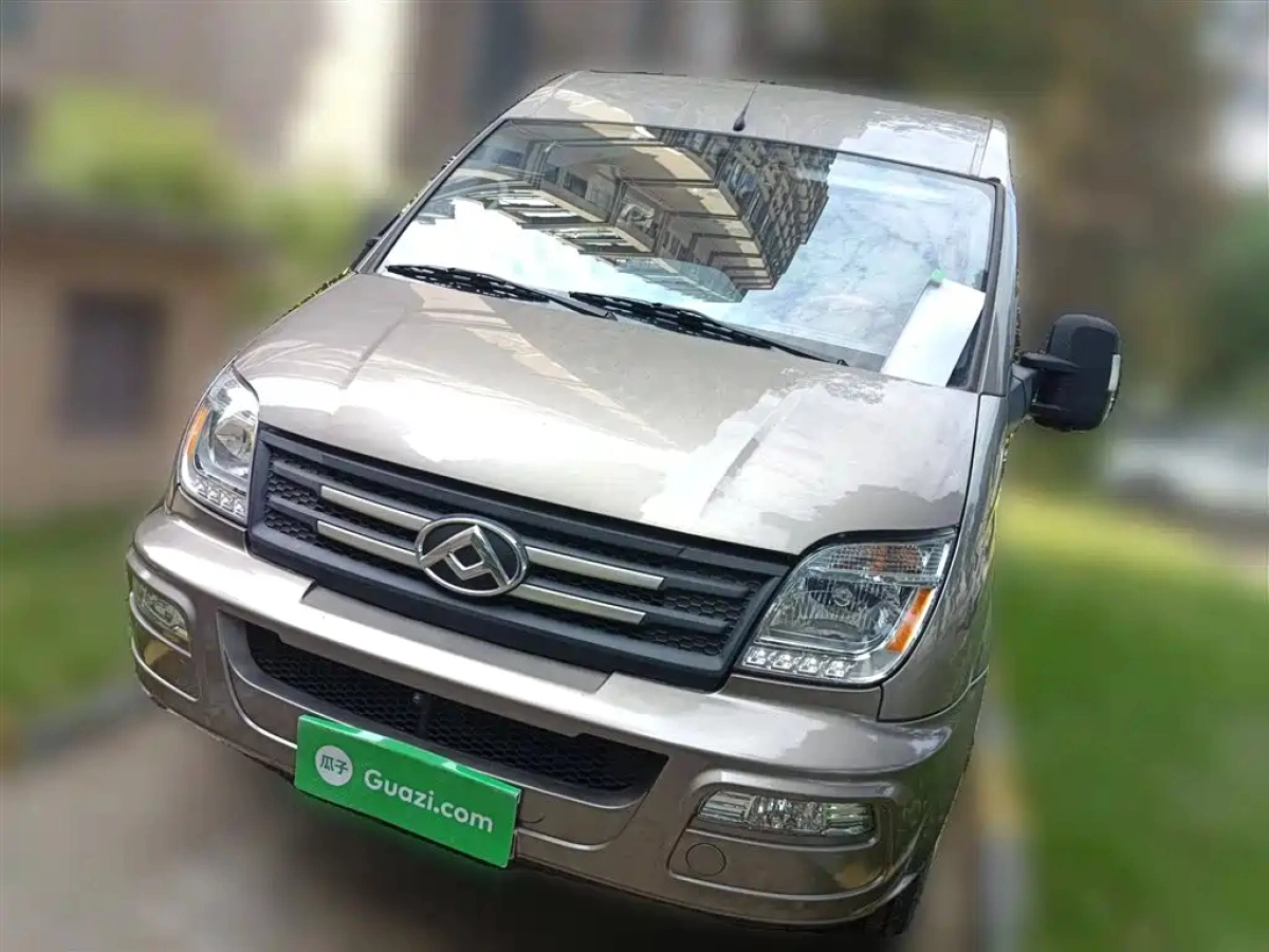 SAIC MAXUS V80 NEW JOURNEY  2023