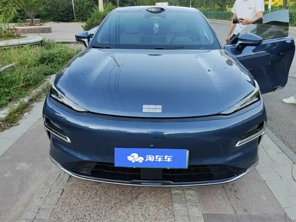 GEELY GALAXY GALAXY XingYao 8