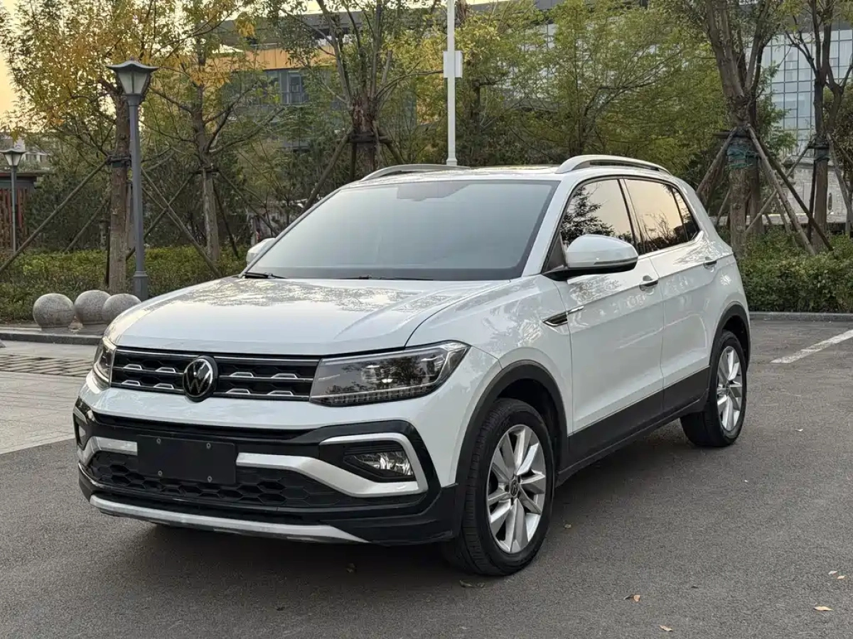 VOLKSWAGEN T-CROSS