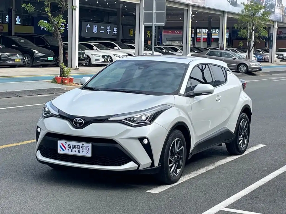 TOYOTA C-HR  2022