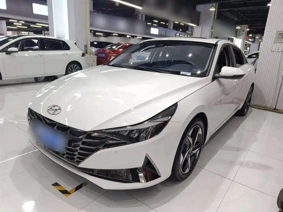 HYUNDAI ELANTRA  2022