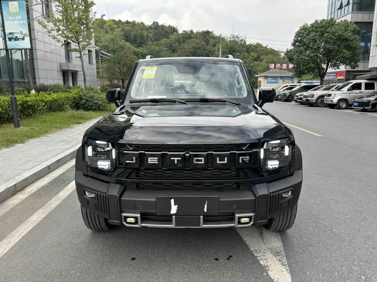 JETOUR TRAVELLER  T2