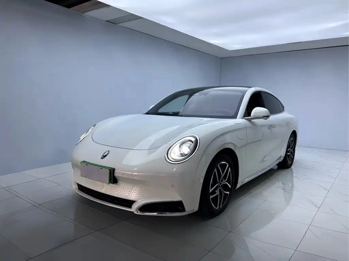 ORA LIGHTNING CAT  2023