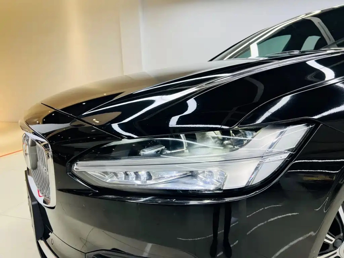 VOLVO S90 NEW ENERGY