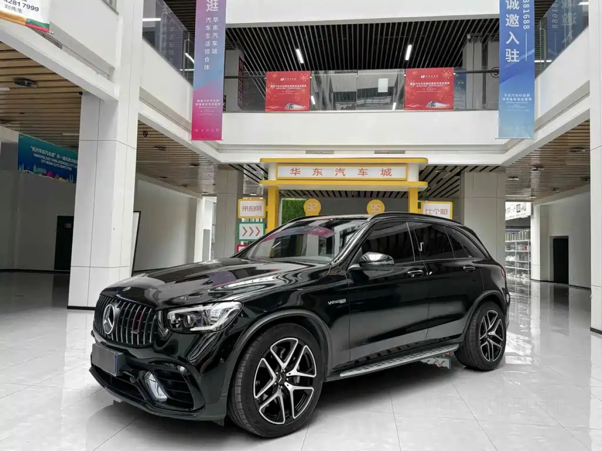 MERCEDES BENZ GLC AMG  2021