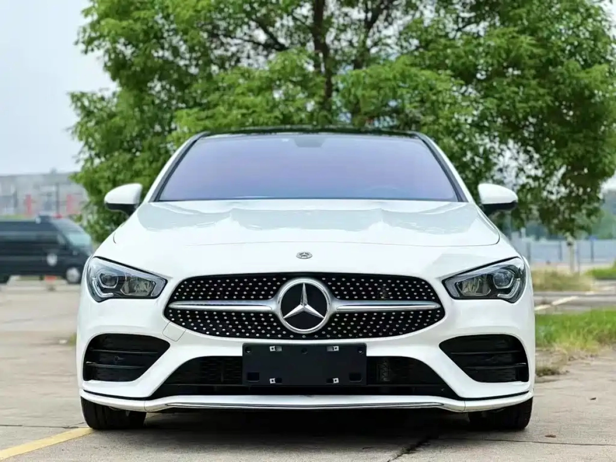 MERCEDES BENZ CLA