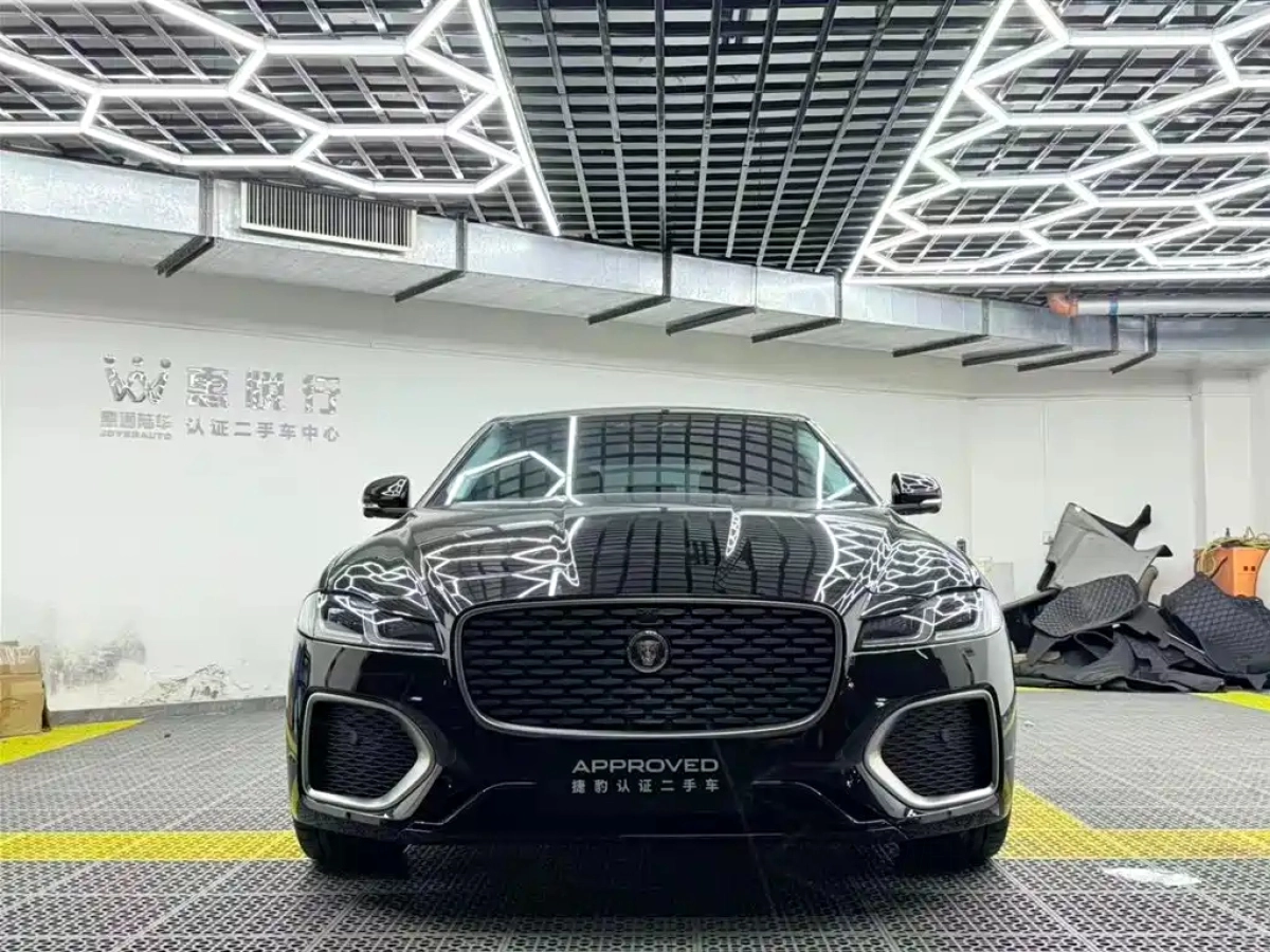 JAGUAR XFL