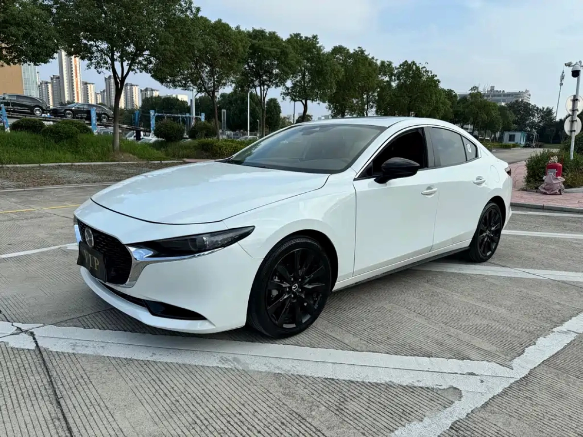 MAZDA 3 AXELA