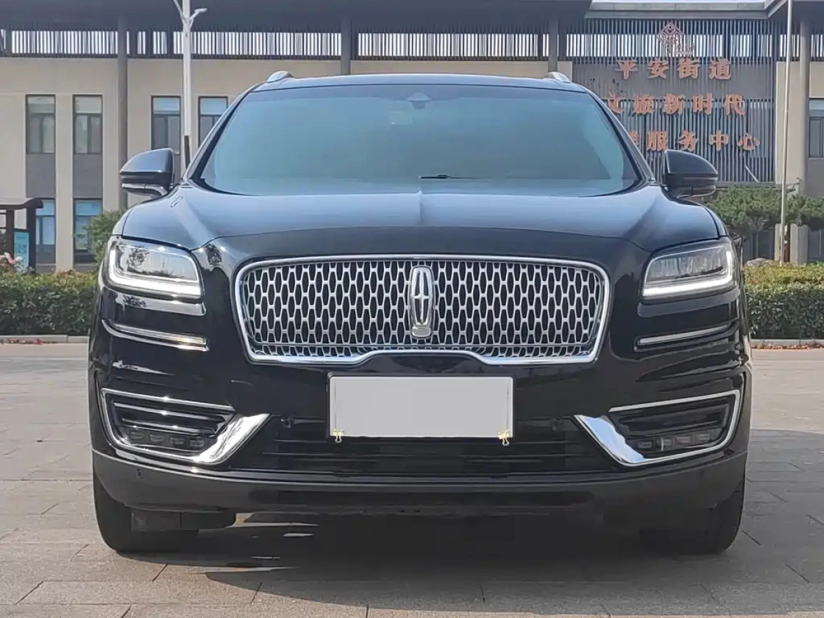 LINCOLN NAVIGATOR IMPORT