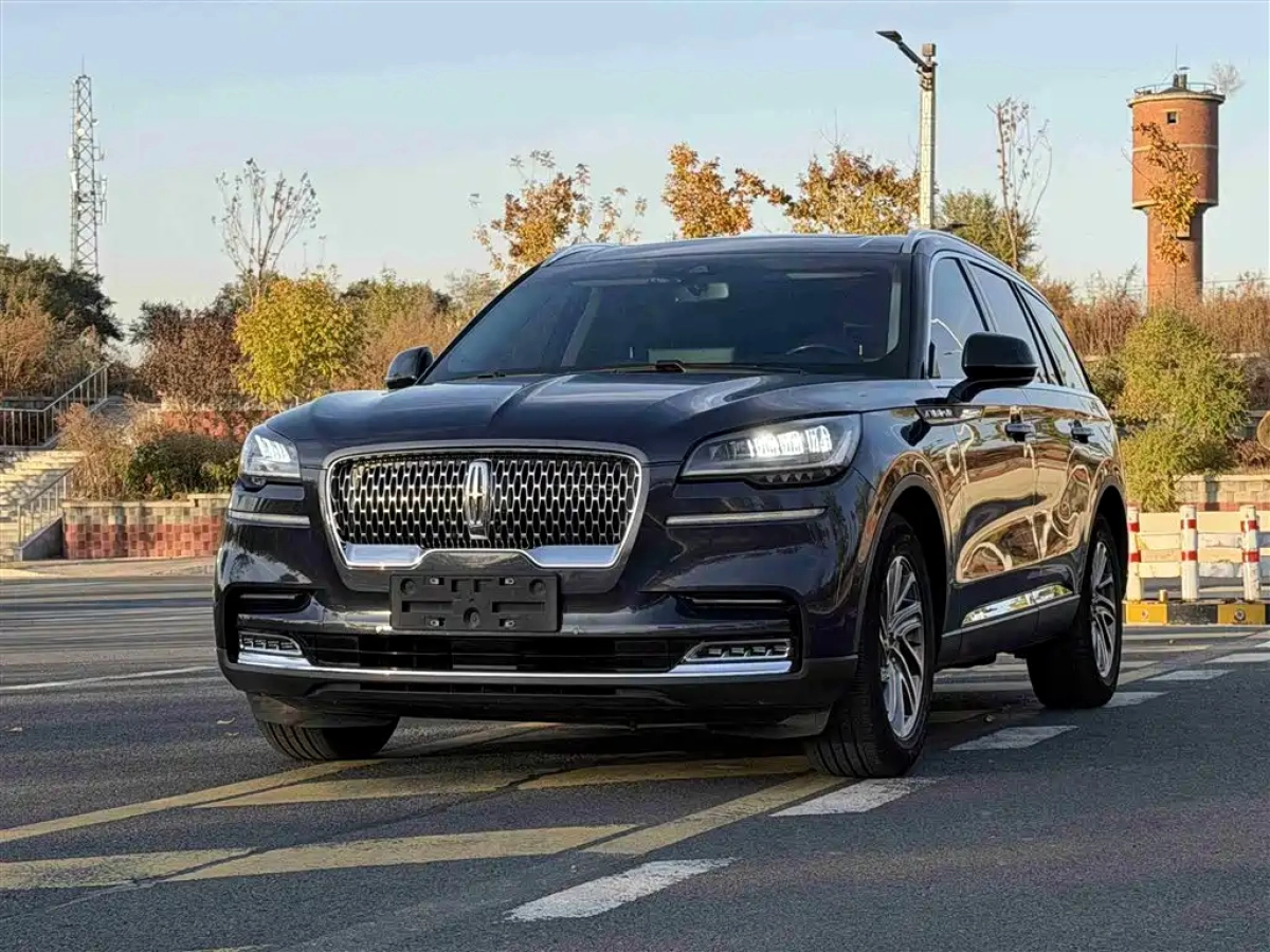 LINCOLN AVIATOR  2021