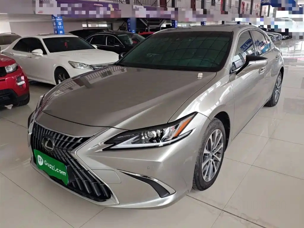 LEXUS ES  2024