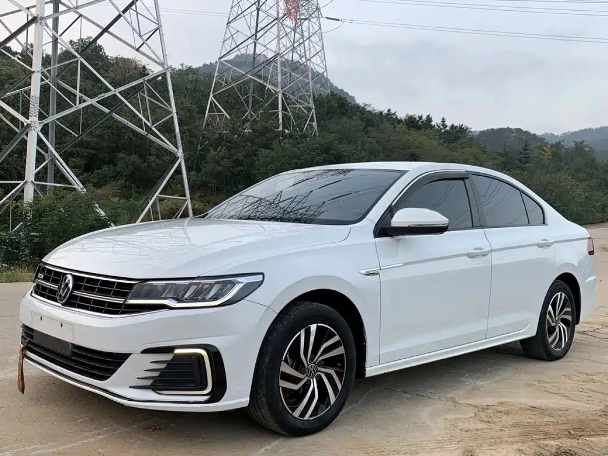 VOLKSWAGEN BORA . E-POWER  2021