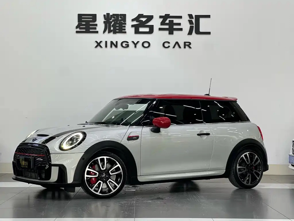 MINI JCW