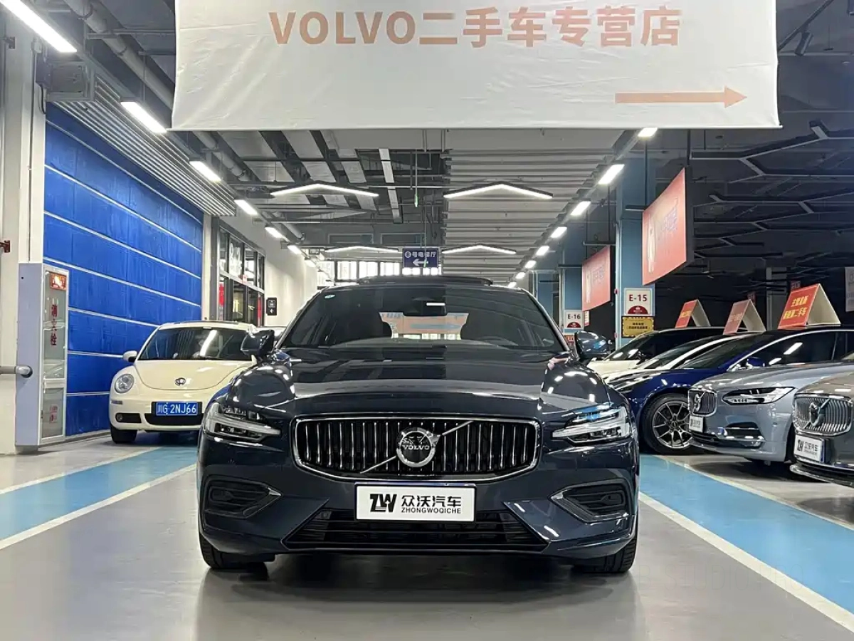 VOLVO S60