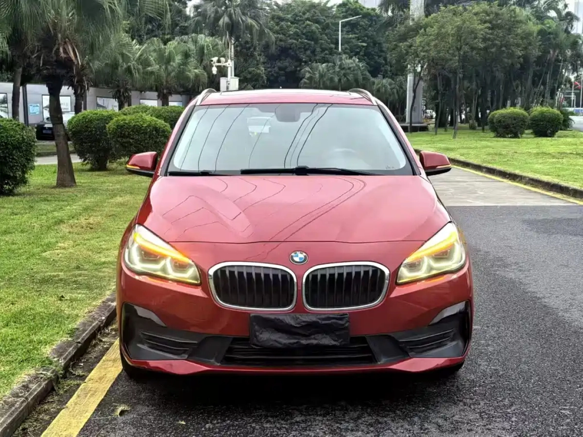 BMW 2-SERIES STATION WAGON