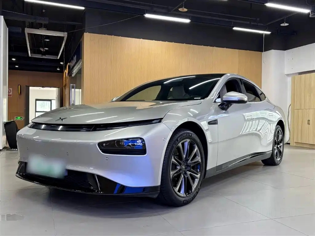 XPENG MOTORS P7  2022