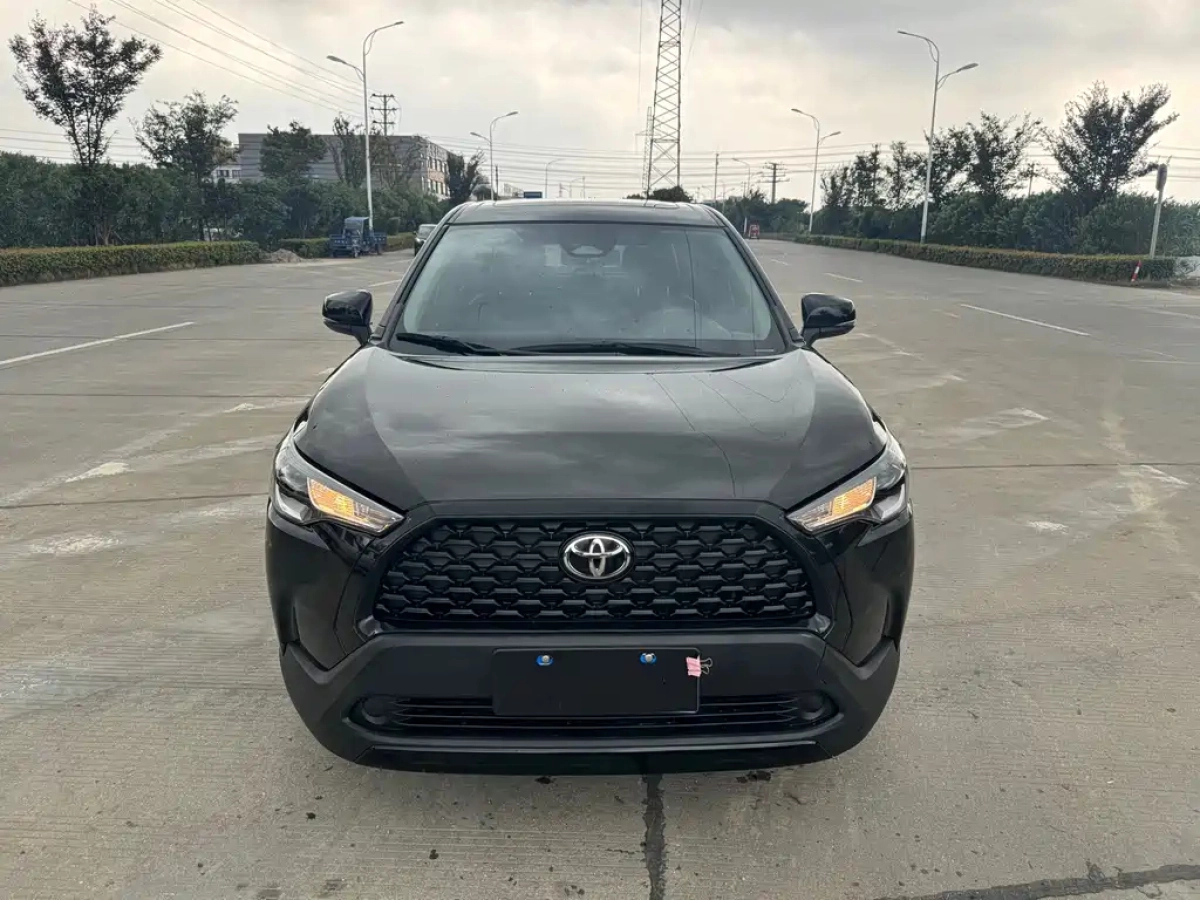 TOYOTA COROLLA CROSS