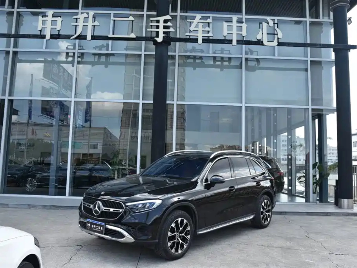 MERCEDES BENZ GLC