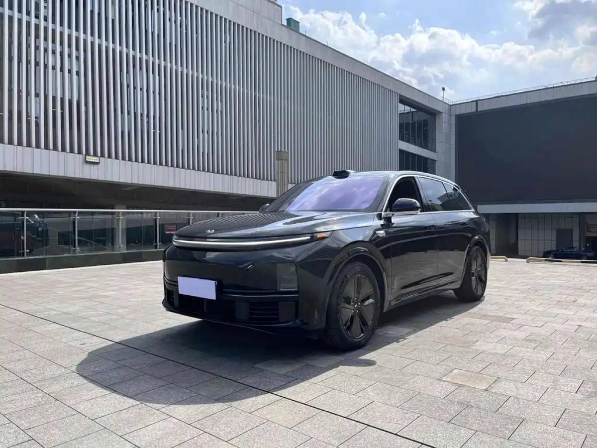 LI AUTO L7