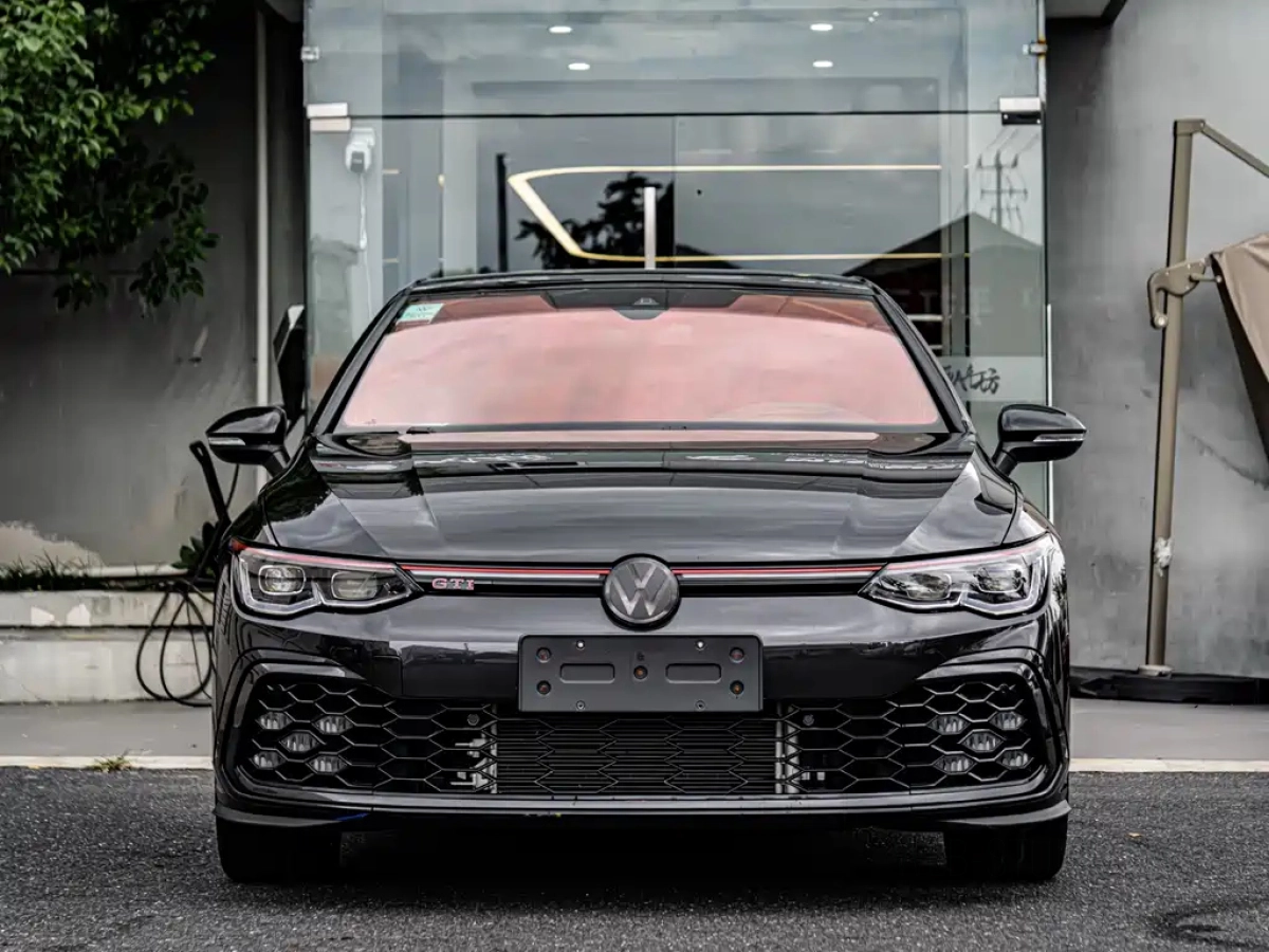 VOLKSWAGEN GOLF GTI