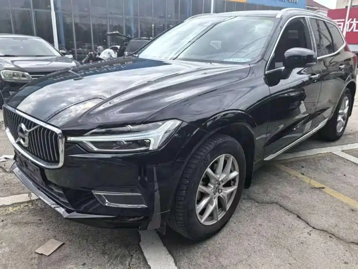 VOLVO XC60