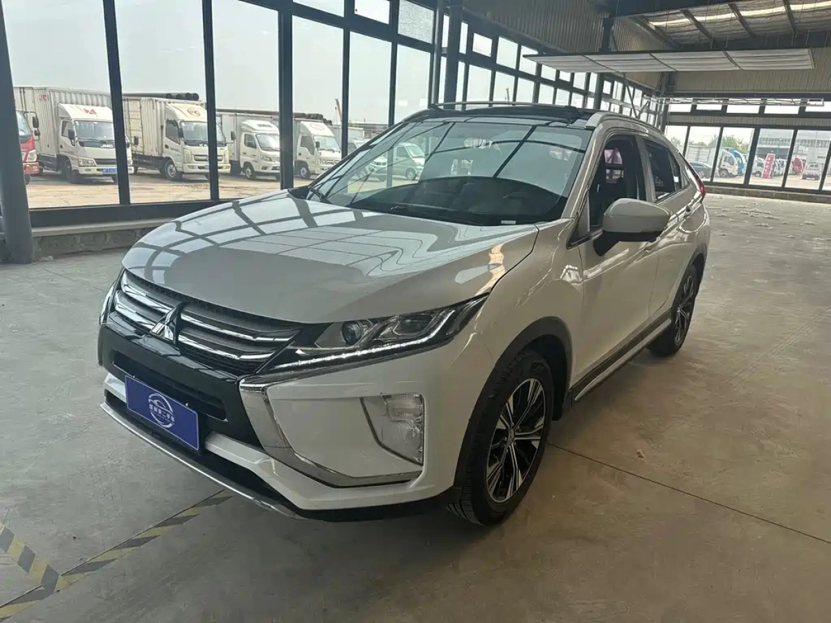 MITSUBISHI ECLIPSE CROSS  2020