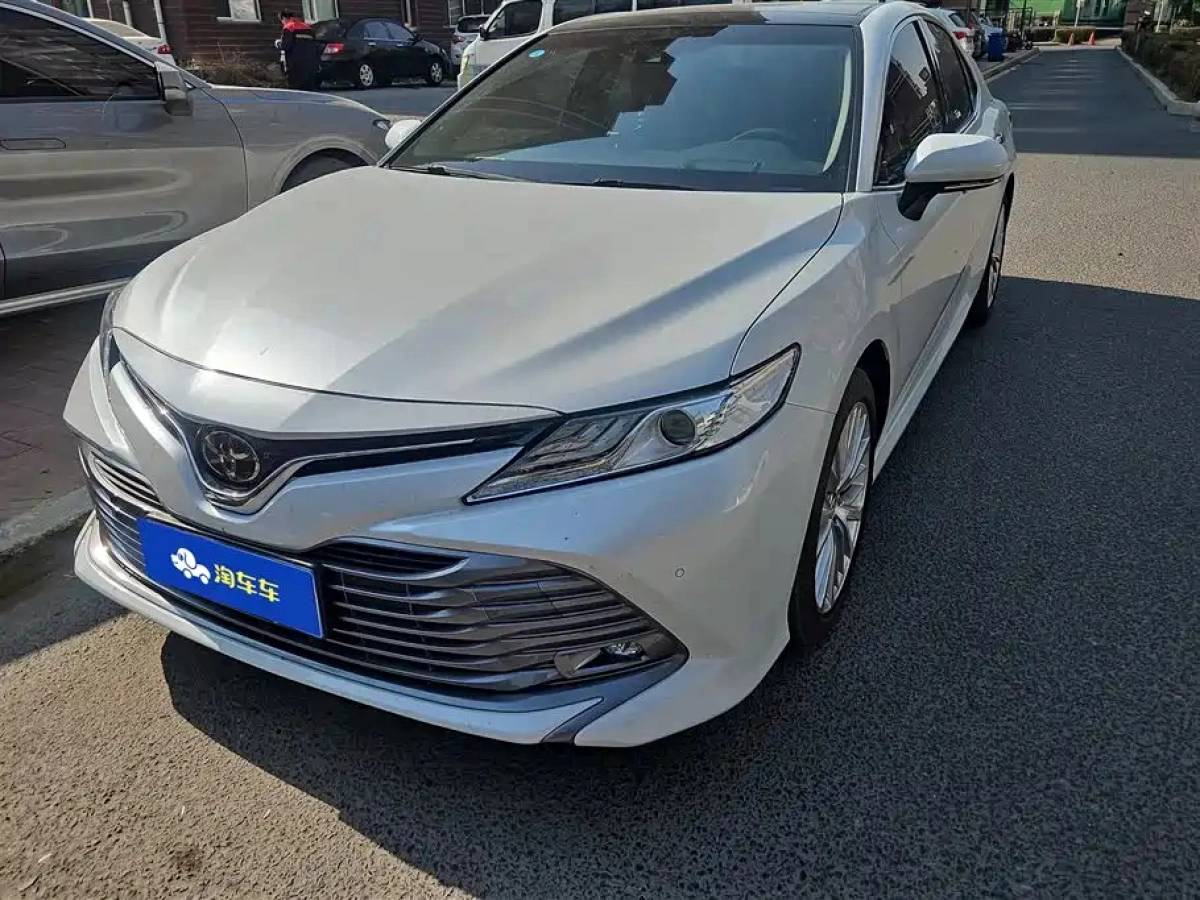 TOYOTA CAMRY  2021