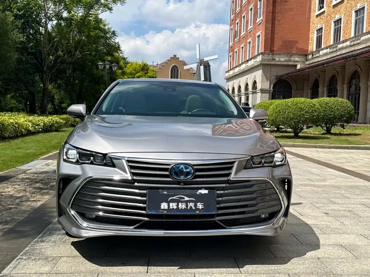 TOYOTA AVALON