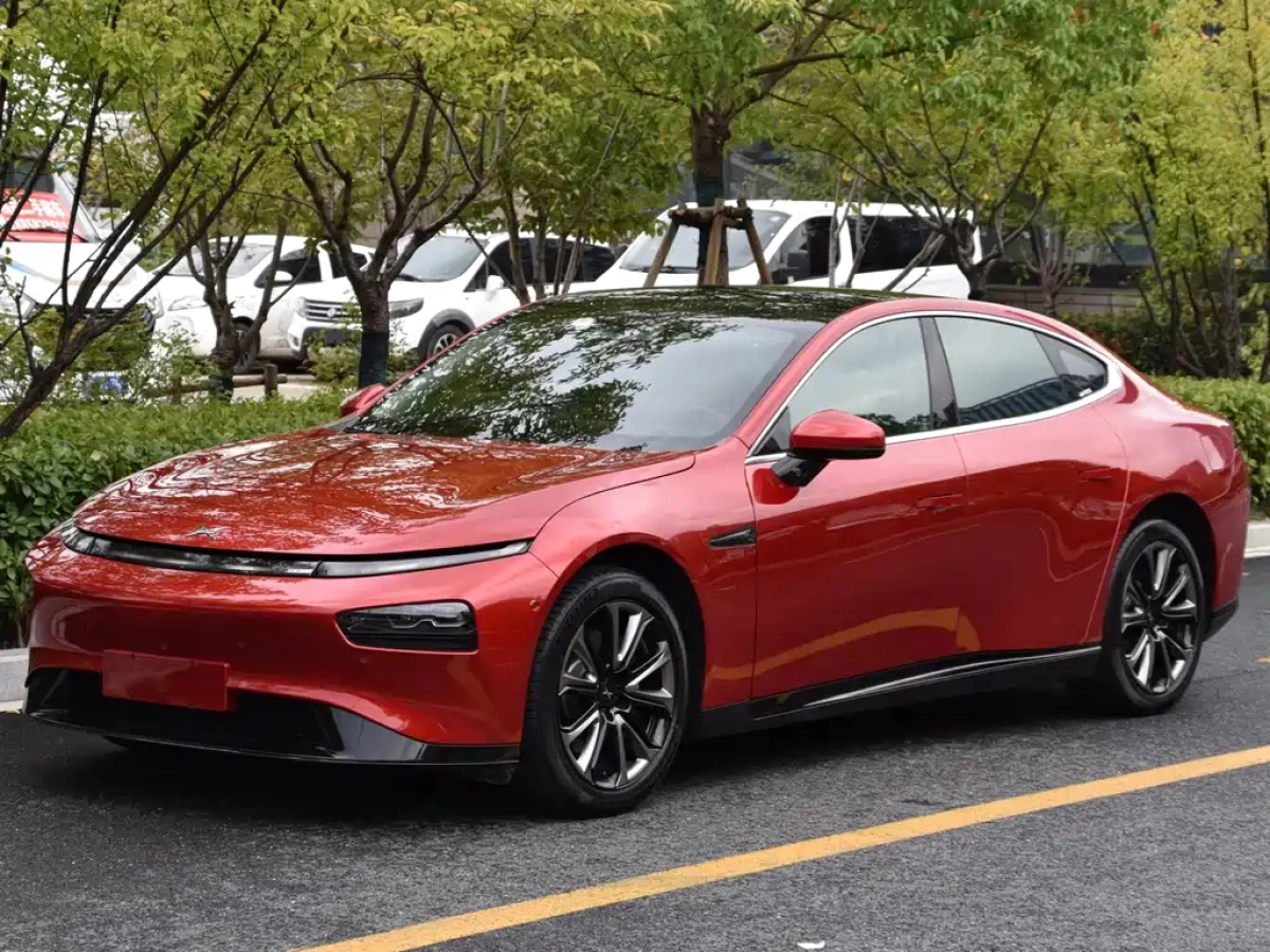 XPENG MOTORS P7  2021