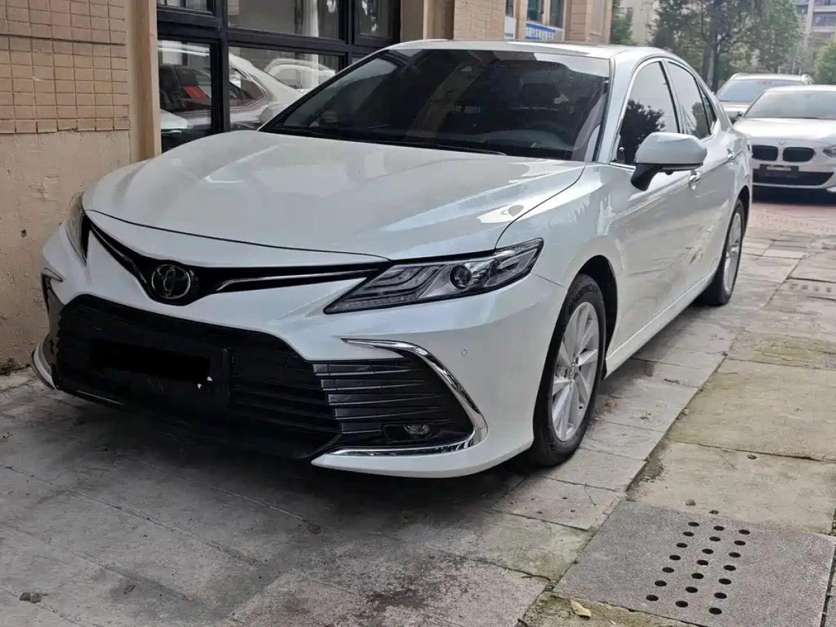 TOYOTA CAMRY  2023