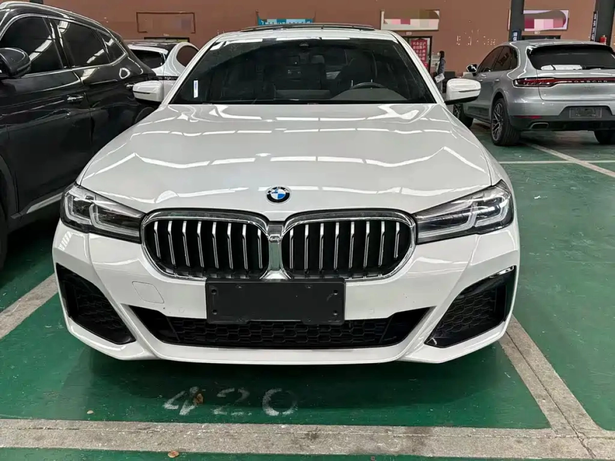 BMW 5-SERIES