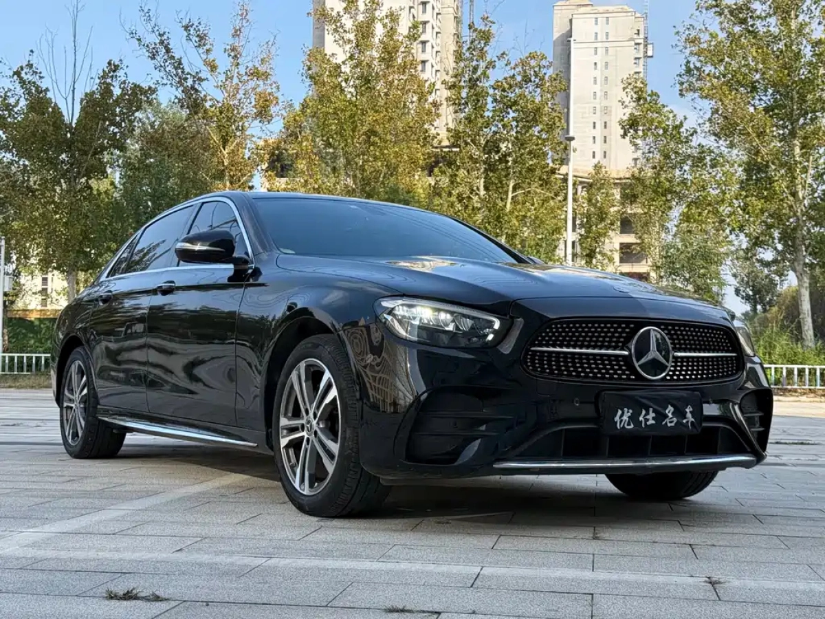 MERCEDES BENZ E-CLASS