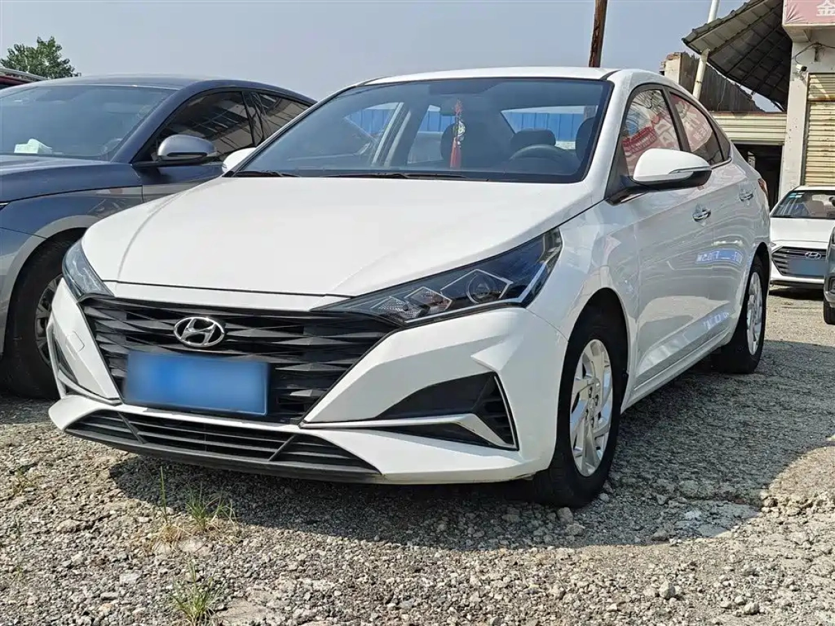 HYUNDAI 悦纳