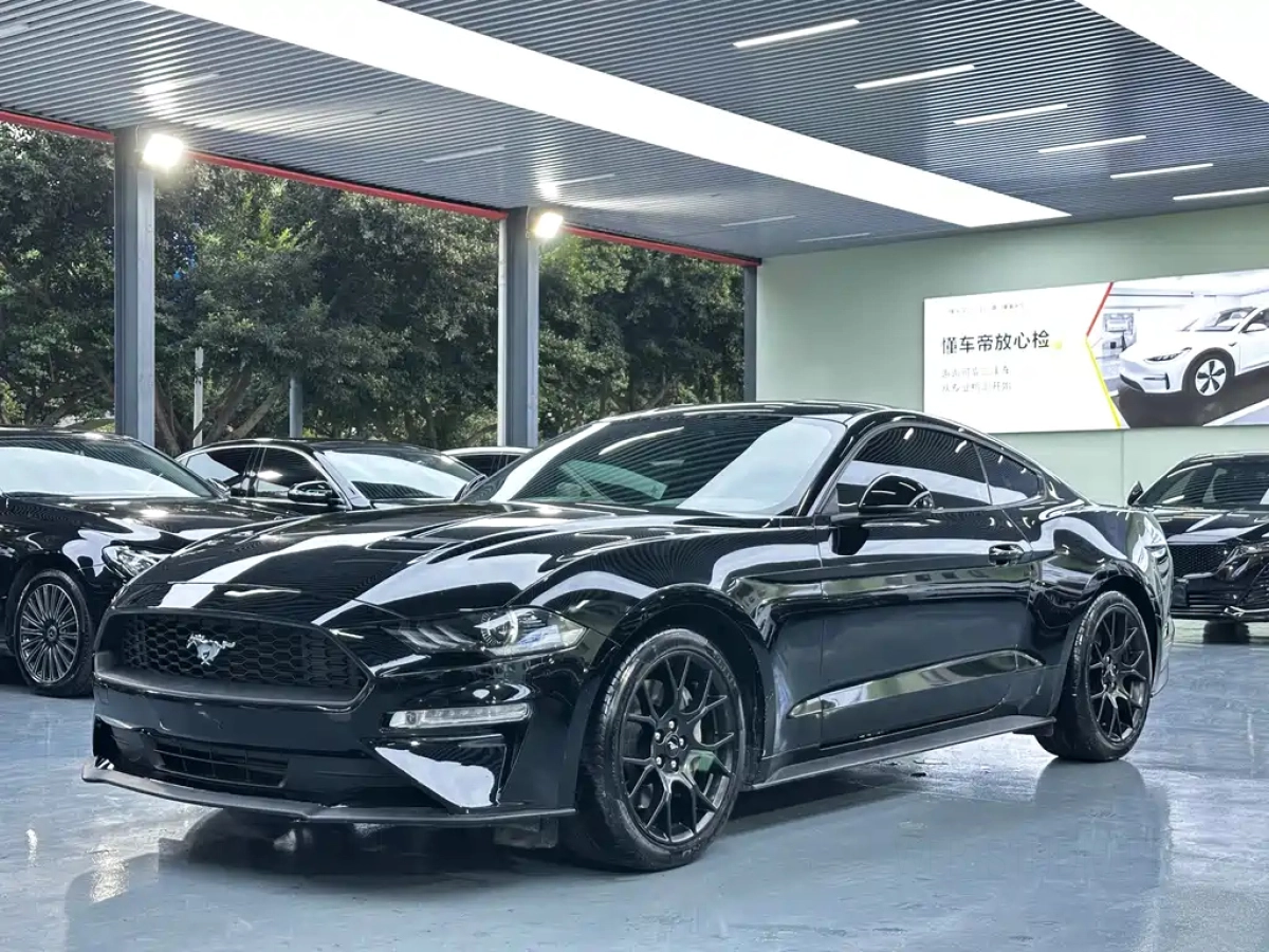 FORD MUSTANG  2021