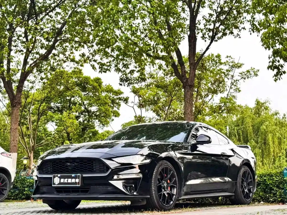 FORD MUSTANG  2020