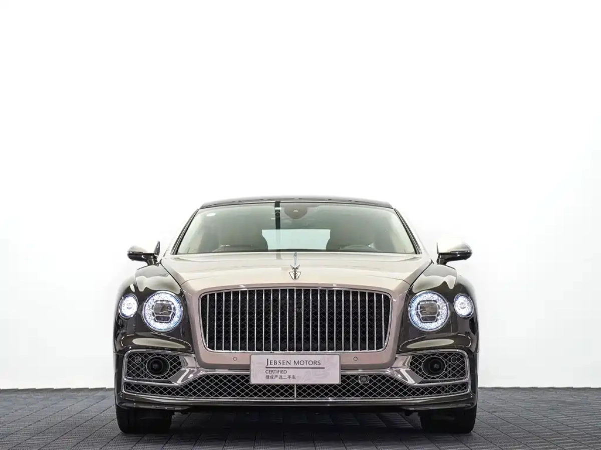 BENTLEY FLYING SPUR  2024