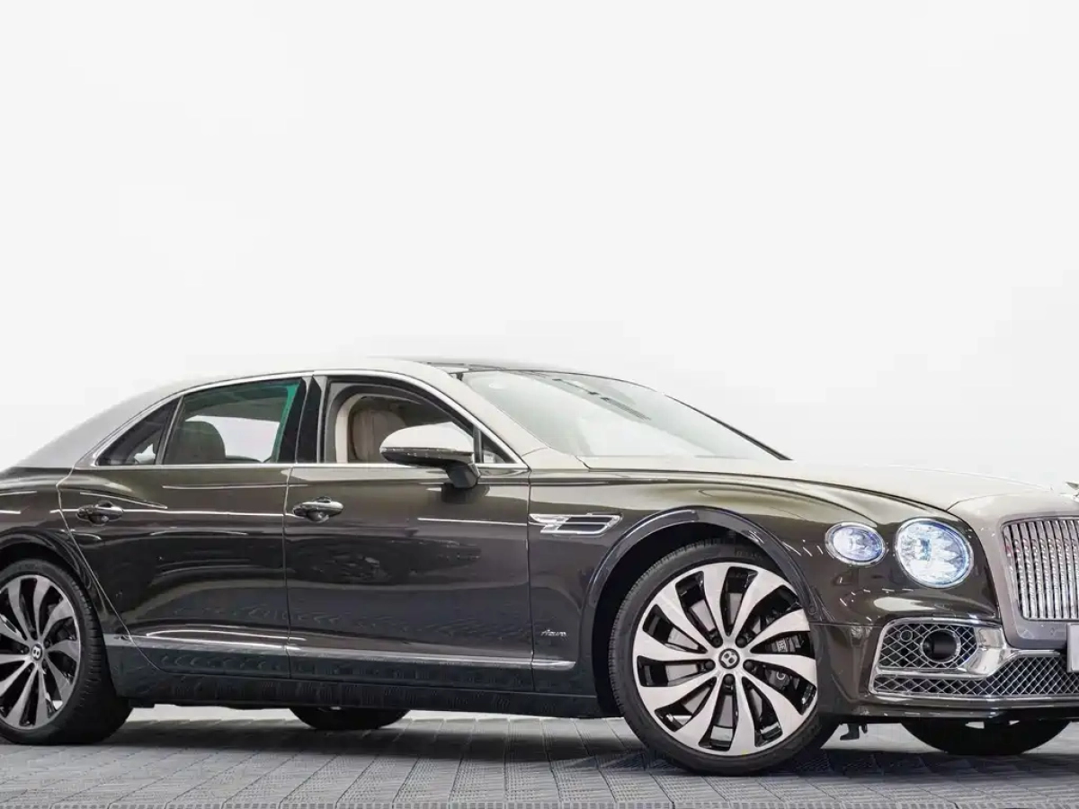 BENTLEY FLYING SPUR