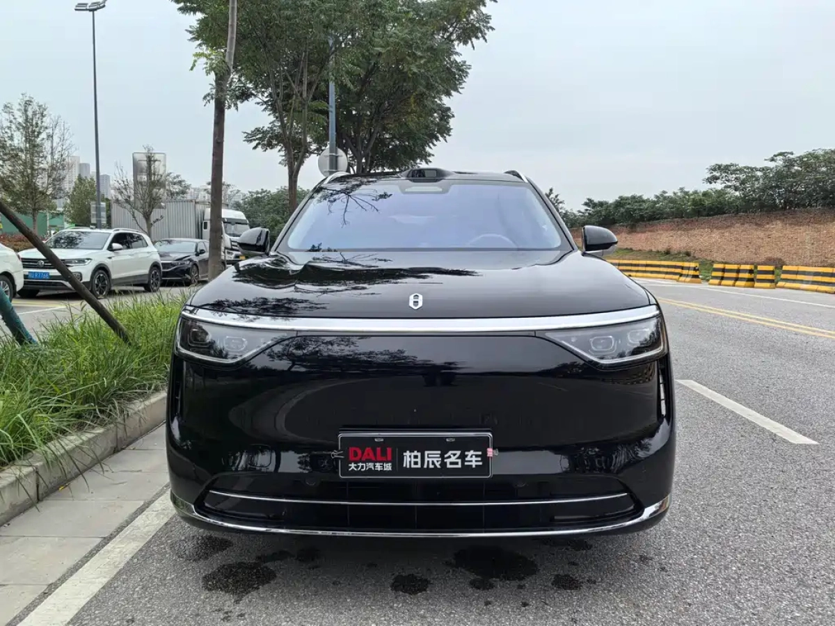 HUAWEI HARMON AITO M8