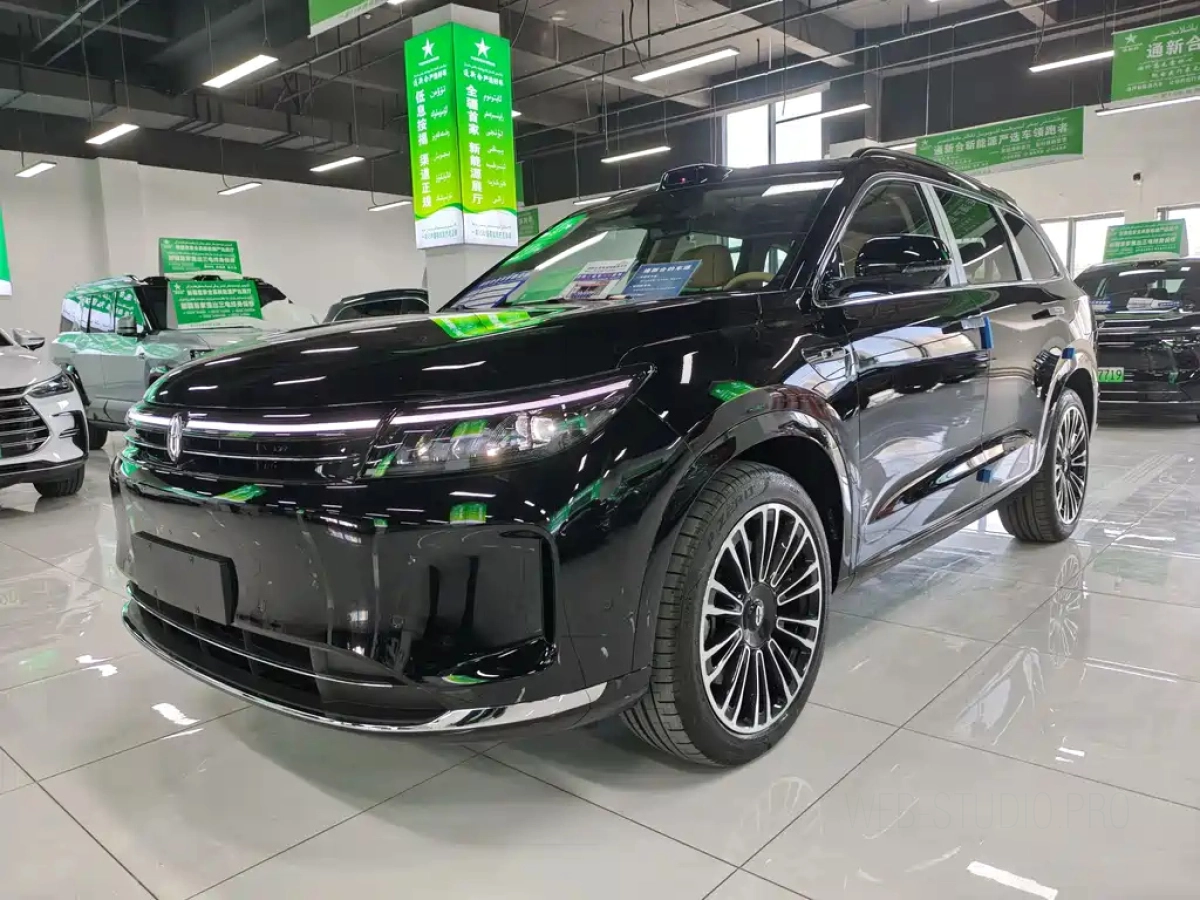 HUAWEI HARMON AITO M7