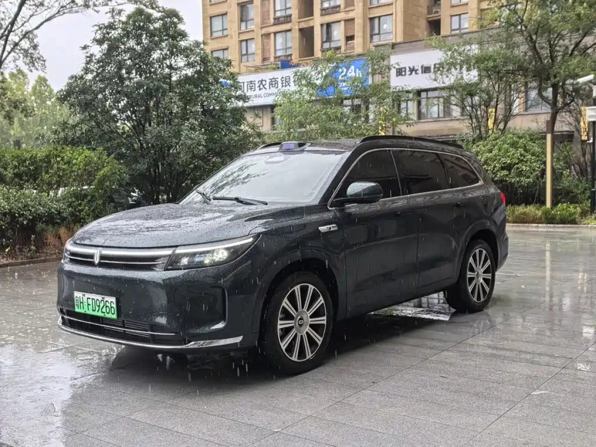 HUAWEI HARMON AITO M7  2025