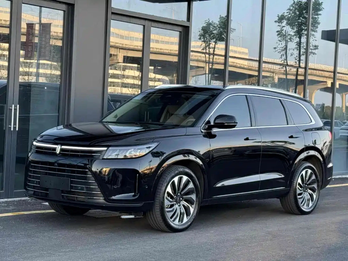 HUAWEI HARMON AITO M7  2023