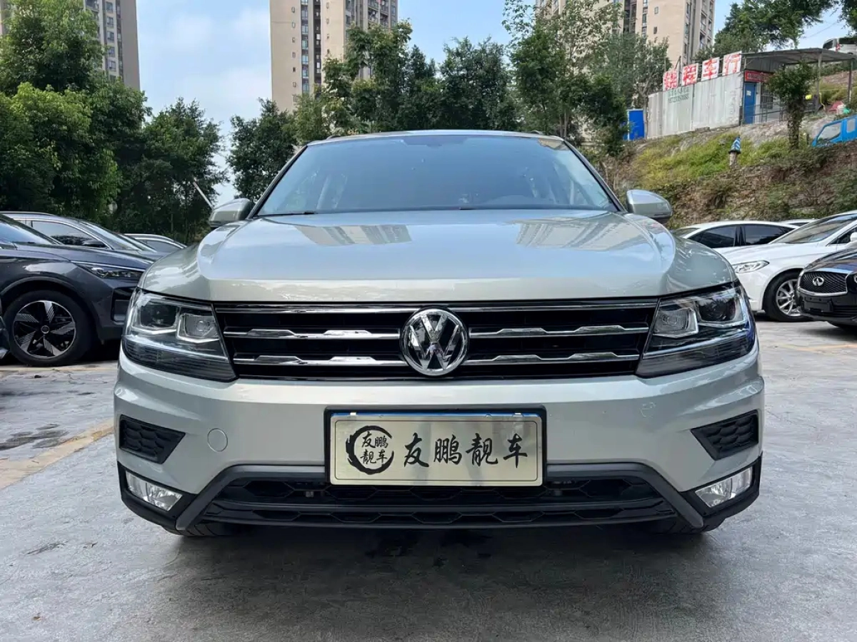 VOLKSWAGEN TIGUAN L